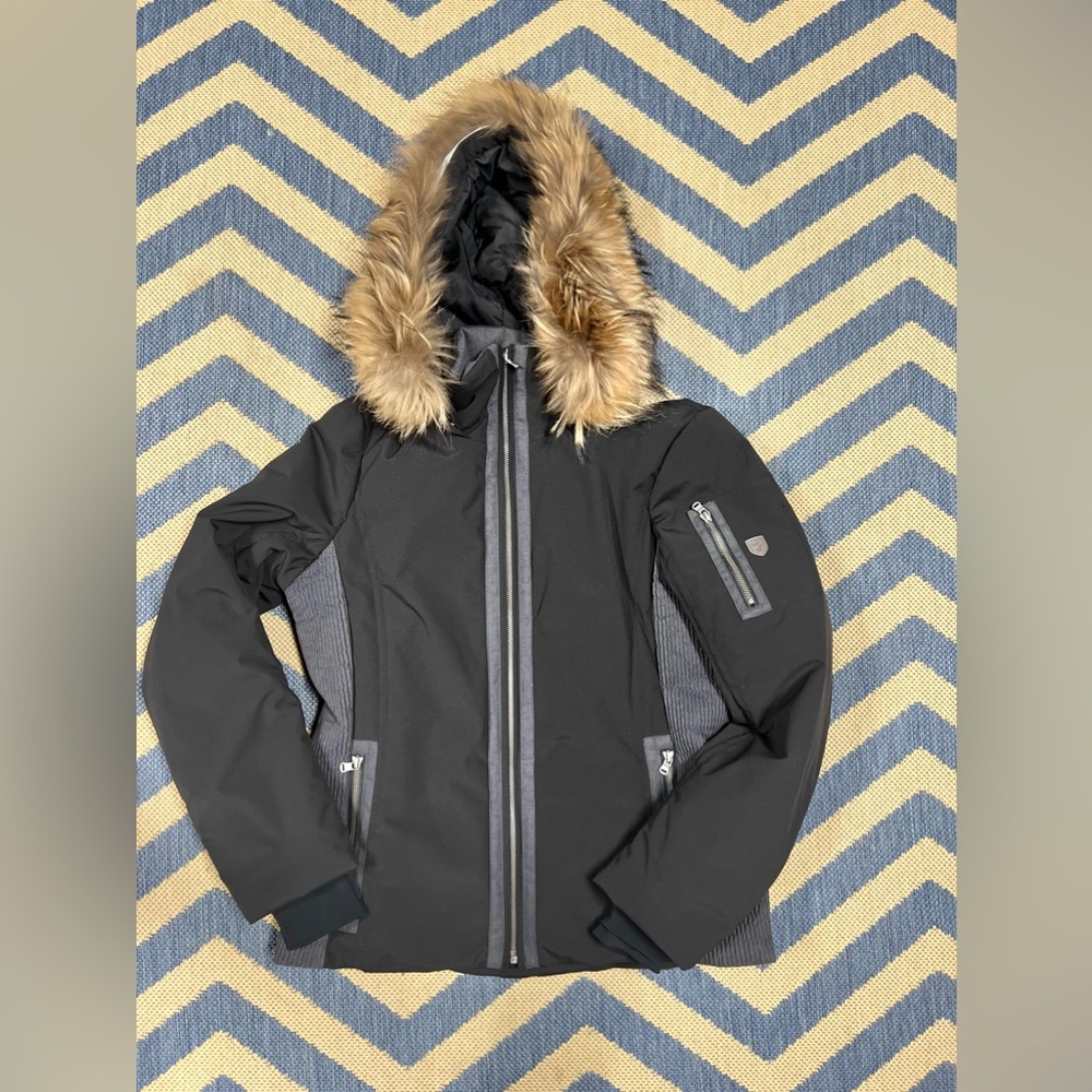 FERA women’s ski coat